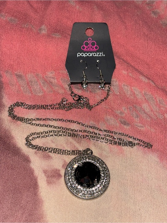 paparazzi Jewelry - paparazzi Silver-Tone Necklace with Black Center Crystal and Clear Accents